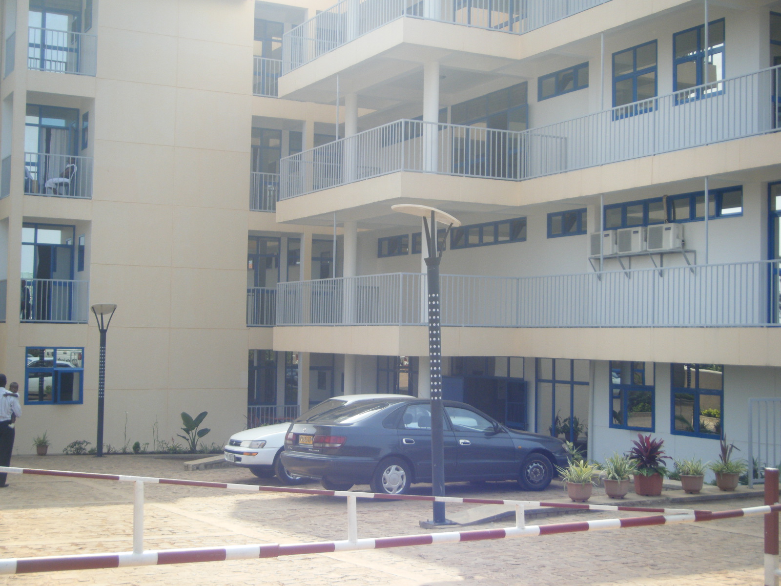 hospital image 5: Kigali-LaCroix-4