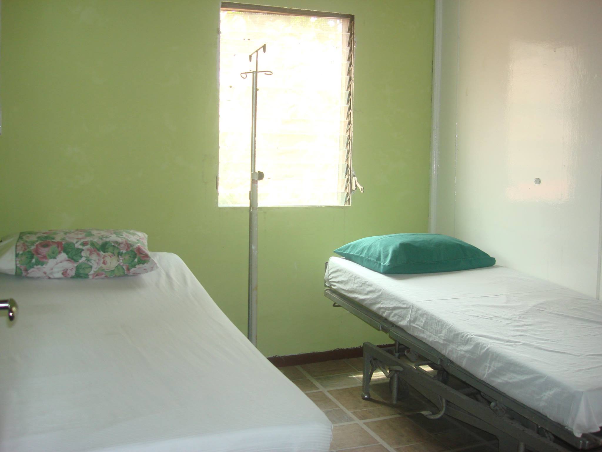 hospital image 1: Monrovia-SnapperHill-2